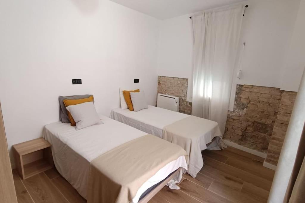 Boutique Apartment Ave Centro Лерида Екстериор снимка