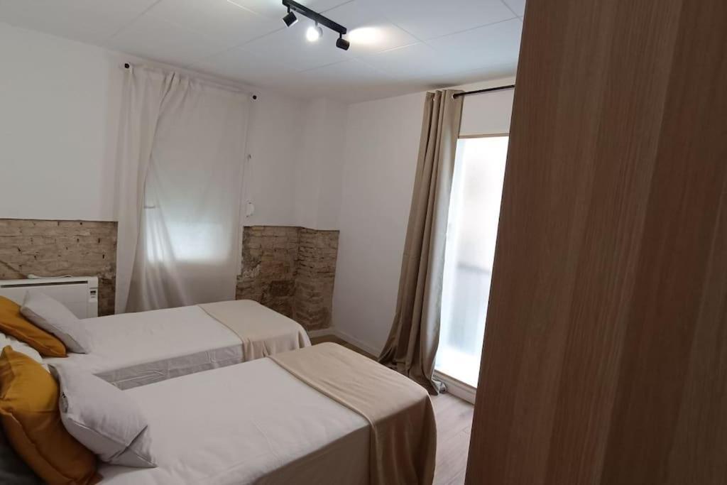 Boutique Apartment Ave Centro Лерида Екстериор снимка