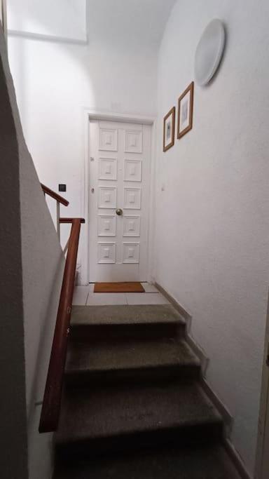 Boutique Apartment Ave Centro Лерида Екстериор снимка